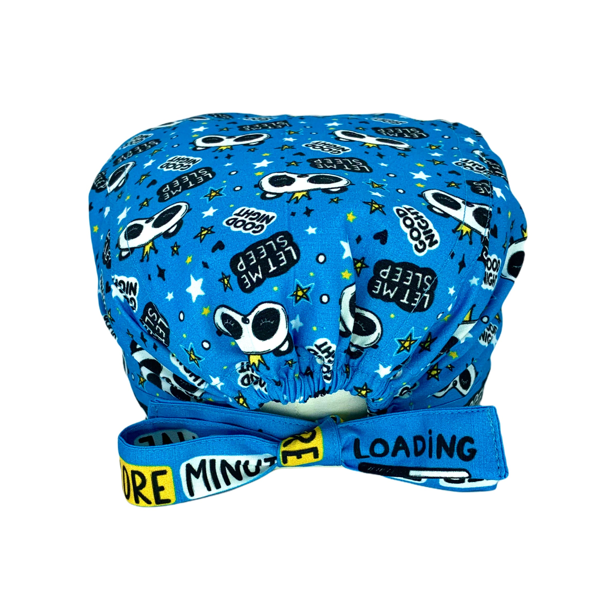 La cuffia medica ideale per gli anestesisti ma anche per i dormiglioni e per chi ha sempre bisogno di 5 minuti in più di sonno! qui tante piccole maschere per dormire a forma di panda con stelline su sfondo azzurro intenso