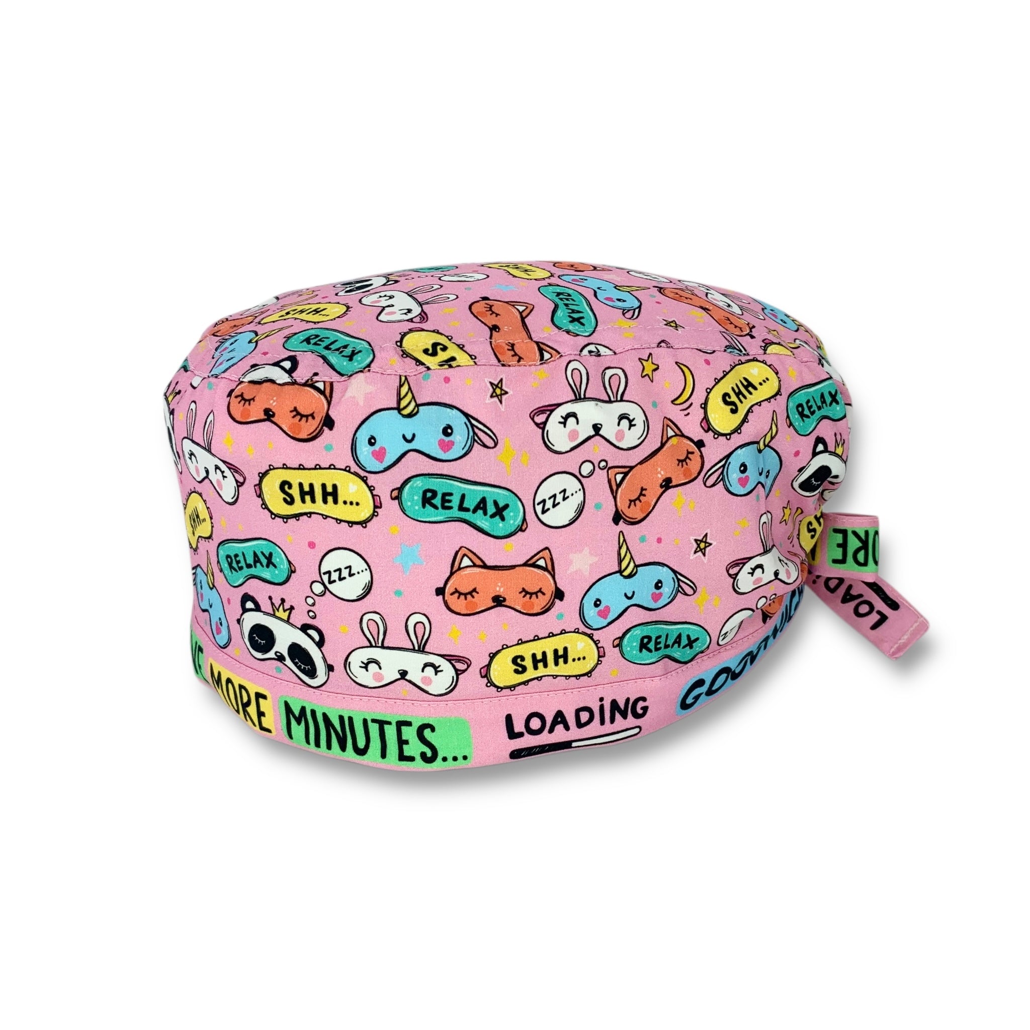La cuffia medica ideale per gli anestesisti ma anche per i dormiglioni e per chi ha sempre bisogno di 5 minuti in più di sonno! qui tante piccole maschere per dormire a forma di animaletti con stelline su sfondo rosa