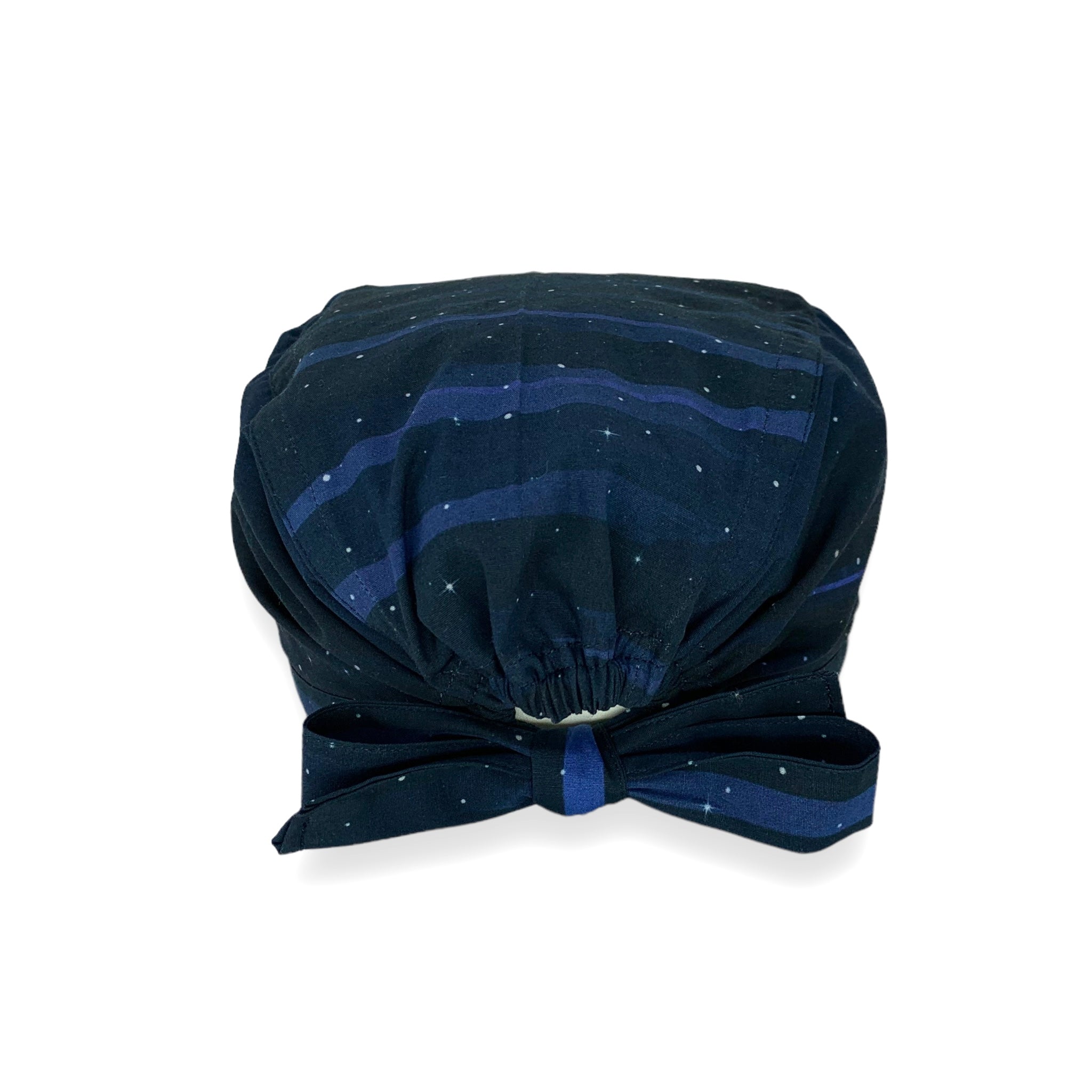 Cuffietta blu scuro con le fe fasi lunari sul cornicione della cuffietta. Una stampa incredibile che fa sembrare la luna tridimensionale.