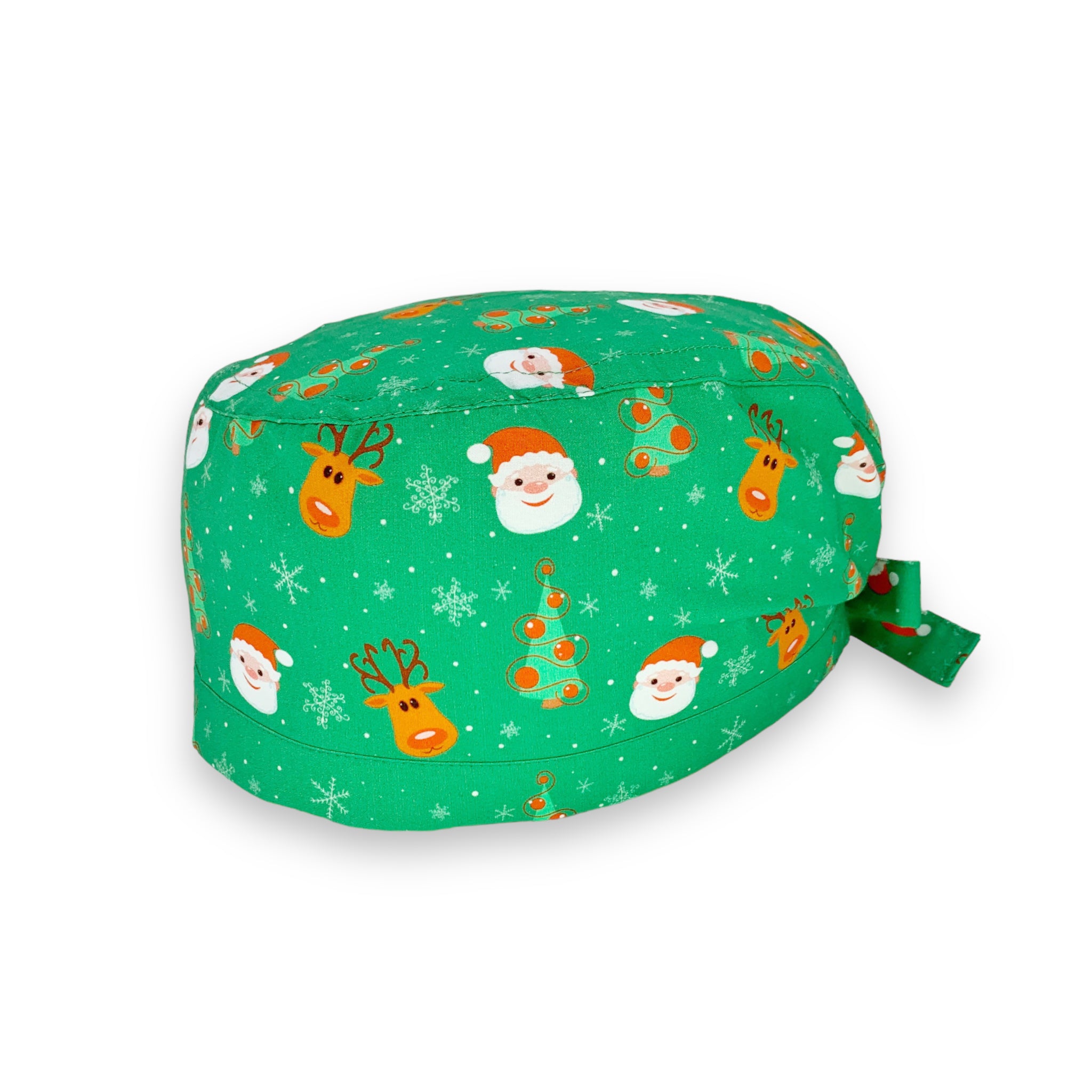 Cuffietta chirurgica con due personaggi classici del Natale: babbo Natale e la sua renna Rudoplh, su sfondo verde