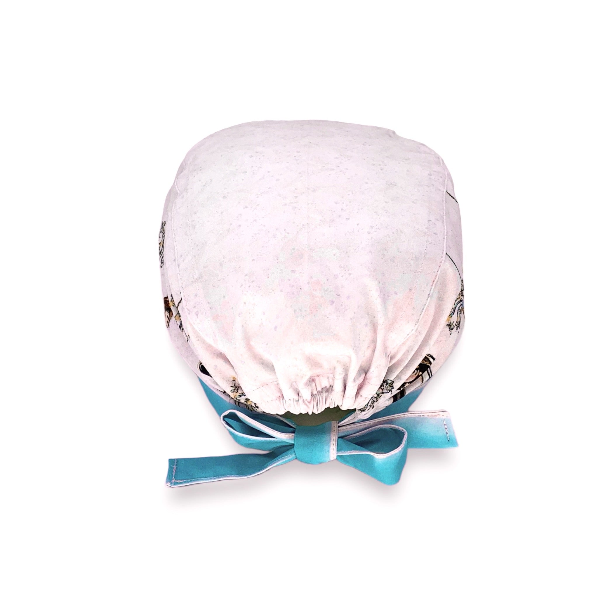 Una deliziosa rappresentazione di Miss Golightly, protagonista assoluta del celeberrimo film Colazione da Tiffany. Straordinaria la combinazione di colori rosa e verde tiffany