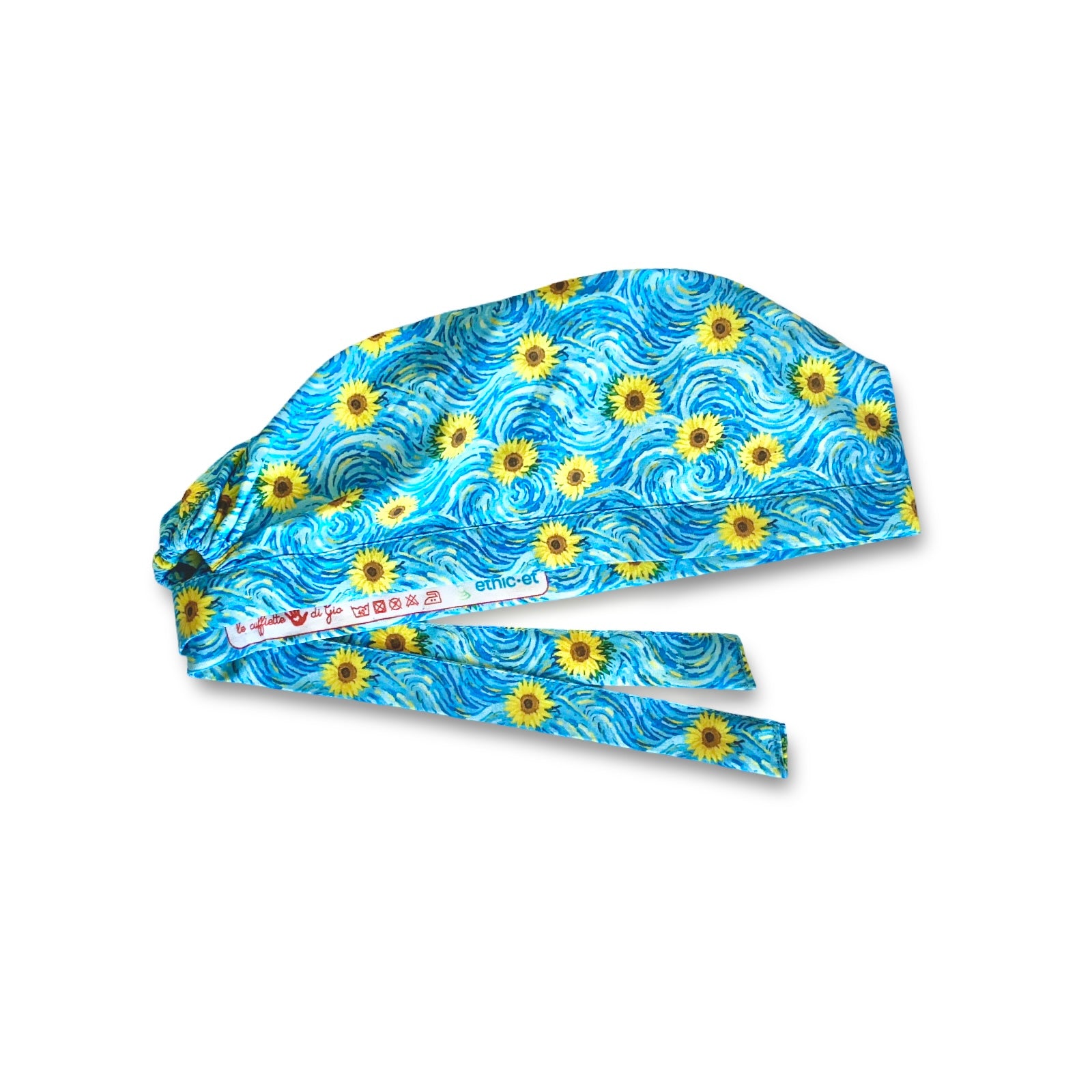 Una cuffietta chirurgica che richiama i due soggetti principali della produzione artistica di Van Gogh, il cielo e i girasoli. Il cielo è composto da mille tratteggi come fossero pennellate, in cui si incastonano piccoli girasoli a dare un tocco di colore.