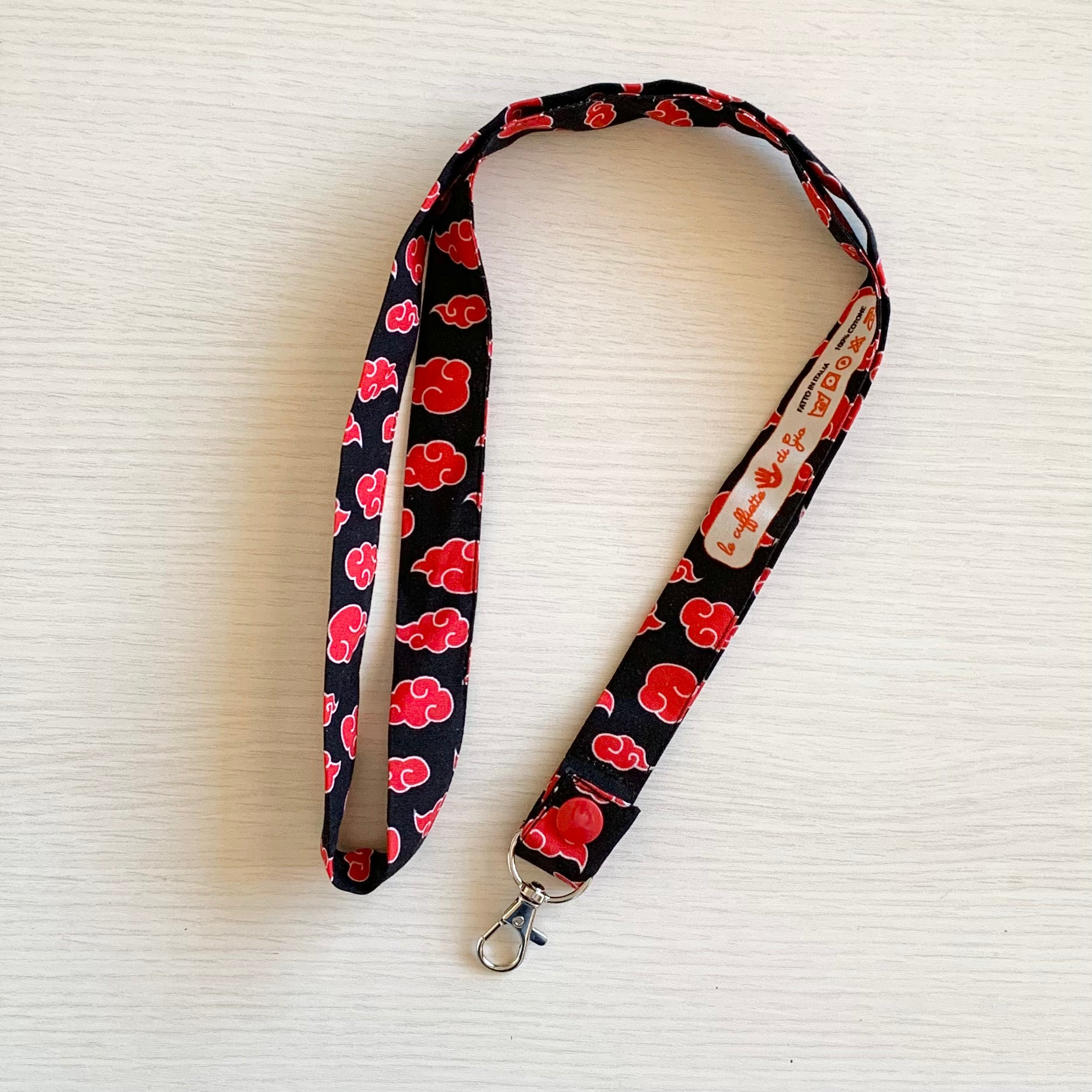 Laccetto portabadge "Nuvole rosse"